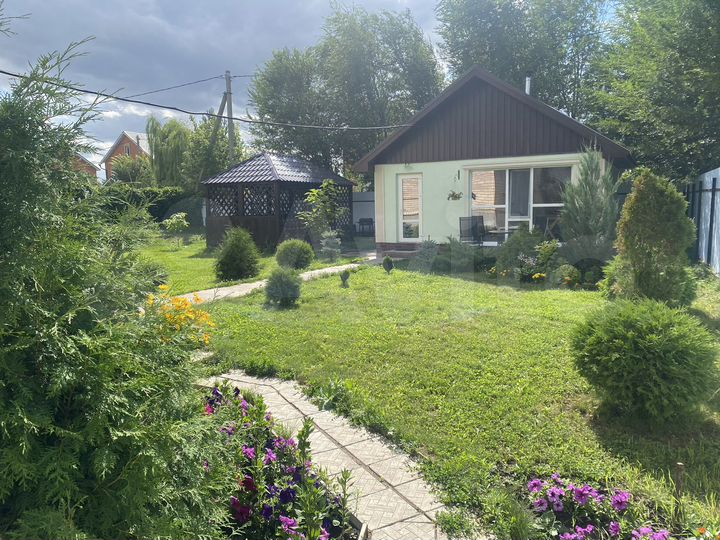 Дом 200 м² на участке 10 сот.