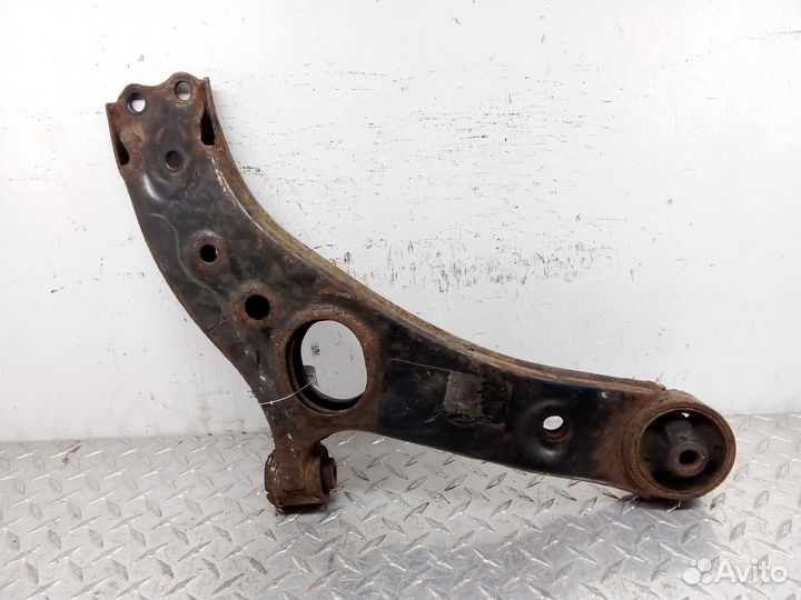 Рычаг передний левый нижний Hyundai Santa Fe 3 DM