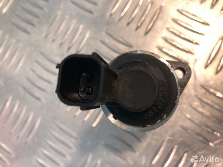 Регулятор холостого хода Dodge Stratus 2