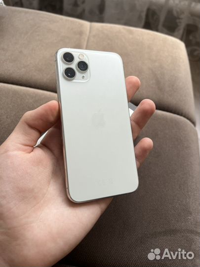 Телефон iPhone 11 pro 64 gb