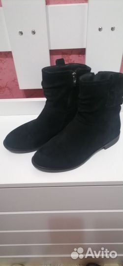 Ботинки женские 37 размер
