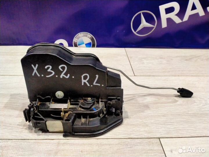 Замок двери задний левый Bmw X3 E83 M54B25 01/2006