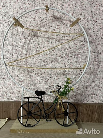 Настенное панно, декоративные вазы, статуэтки