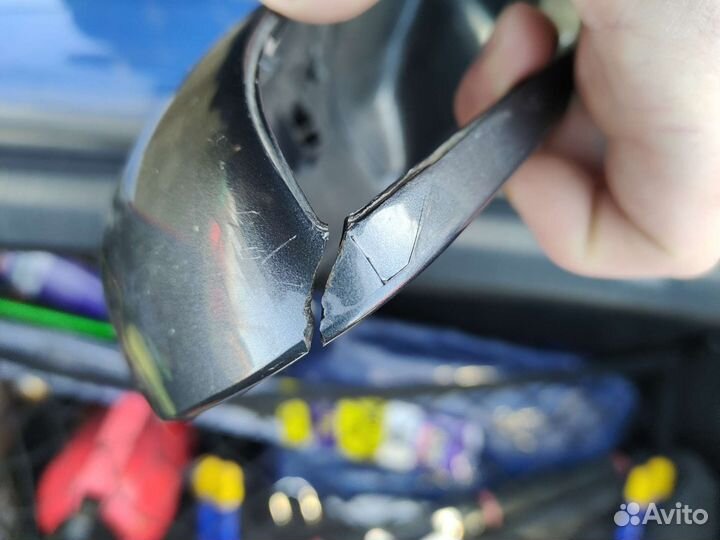 Крышка зеркала правая skoda octavia а4