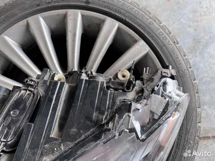 Фара левая BMW 7er F01 F02 Adaptive LED разбита