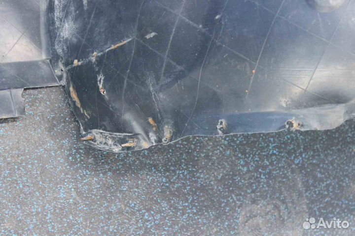 Подкрылок BMW 3-Series (бмв 3 серия) E46 517170396