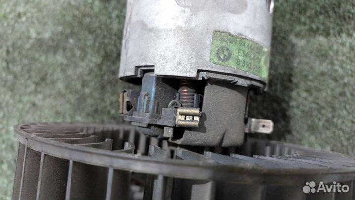 Моторчик отопителя с кондиционером BMW E34