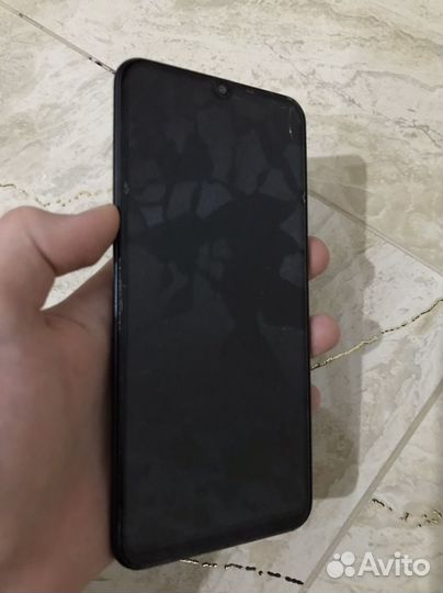 Samsung Galaxy A30, 3/32 ГБ