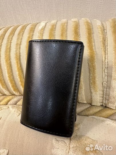 Картхолдер