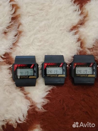 Часы электроника53