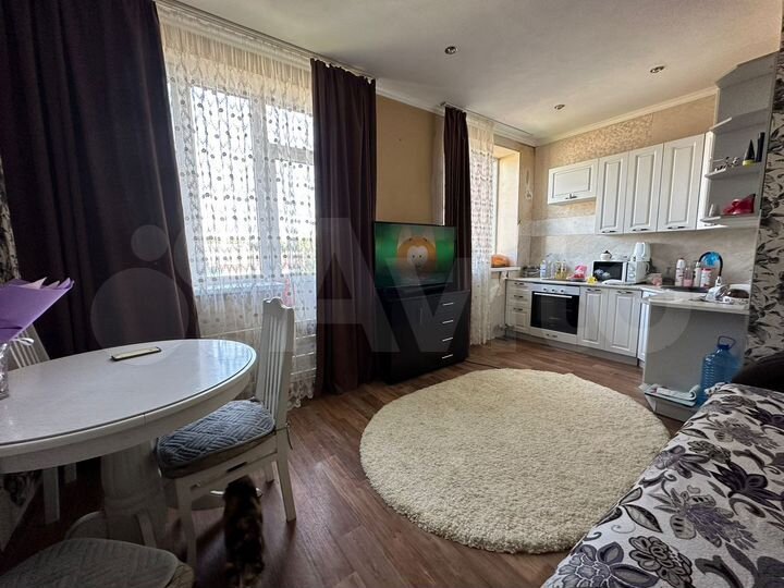 2-к. квартира, 60 м², 2/2 эт.