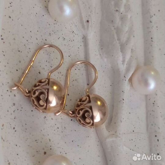 Золотые серьги