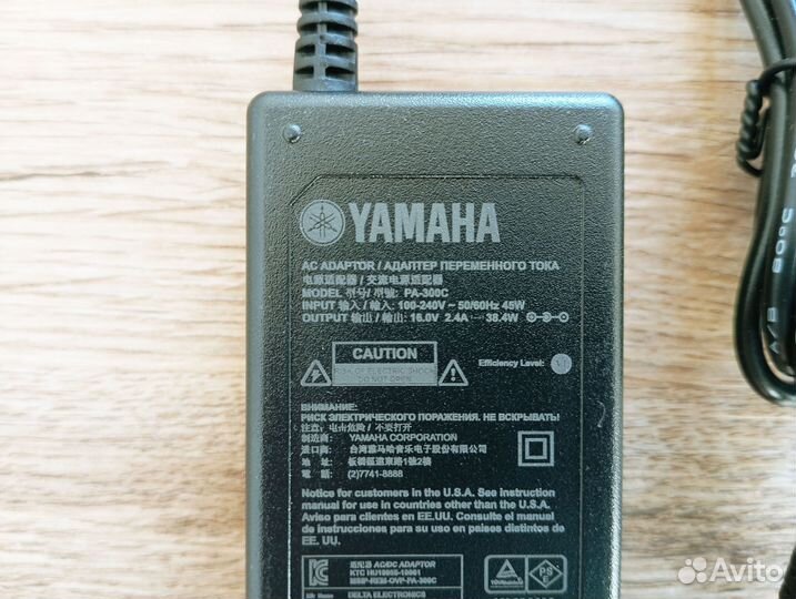 Блок питания для пианино Yamaha CLP-735