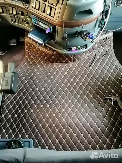 3d коврики из экокожи на Volvo