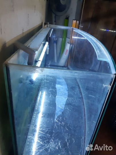 Аквариум с тумбой 200л