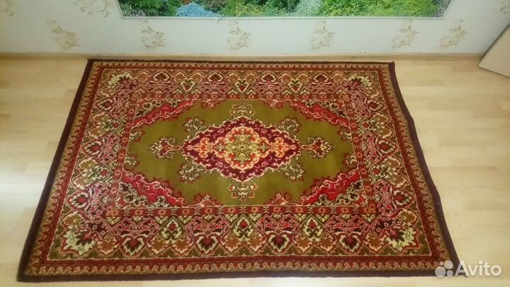 Ковер шерстяной