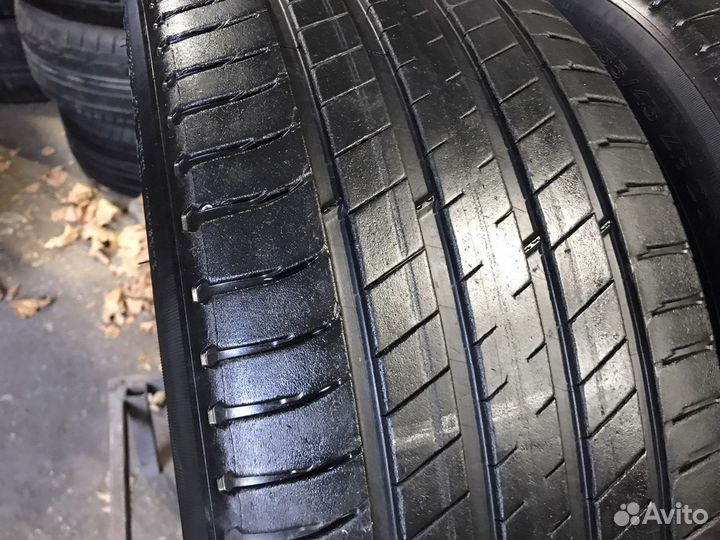 Michelin Latitude Sport 3 255/45 R20 и 285/40 R20