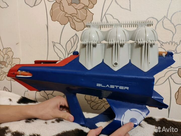 Игрушка снежкобластер