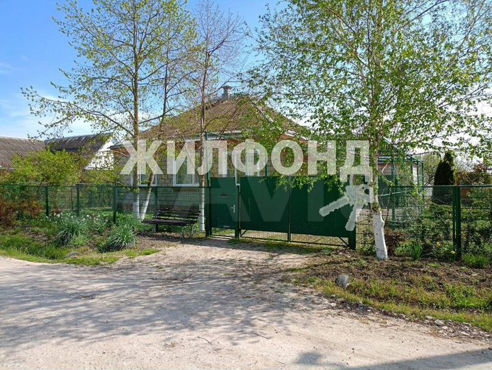 Дом 213 м² на участке 15 сот.