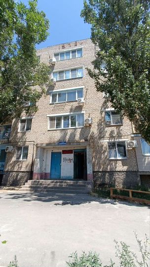 Комната 11,4 м² в 8-к., 2/5 эт.