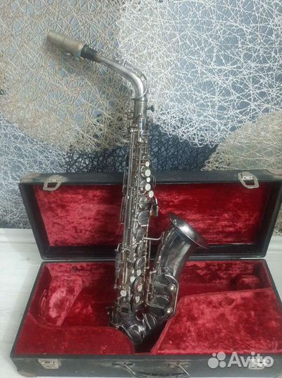 Саксофон