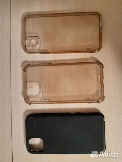 Чехлы на телефон