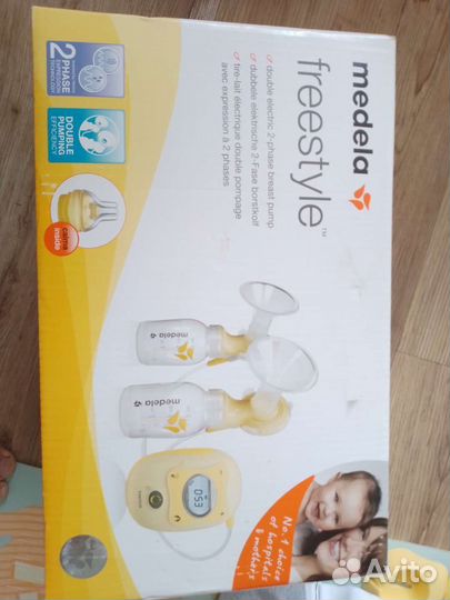 Молокоотсос электрический двойной Medela freestyle