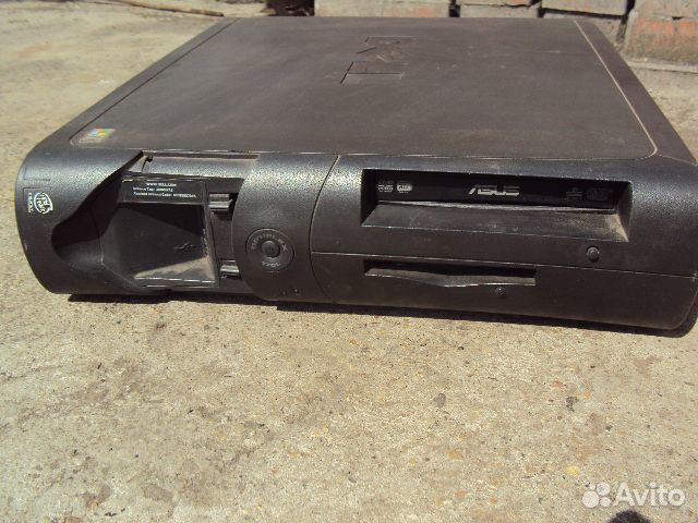 Старинный горизонтальный компьютер dell jxmhy1J