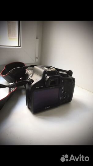 Зеркальный фотоаппарат canon 550d