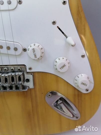 Электрогитара Fender Stratocaster (г19)