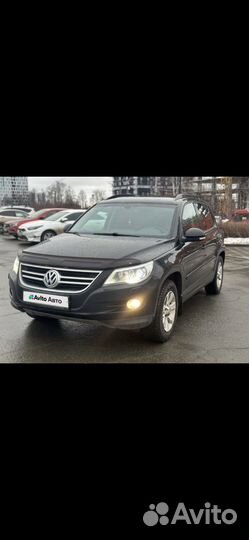 Volkswagen Tiguan 2.0 AT, 2010, 259 300 км