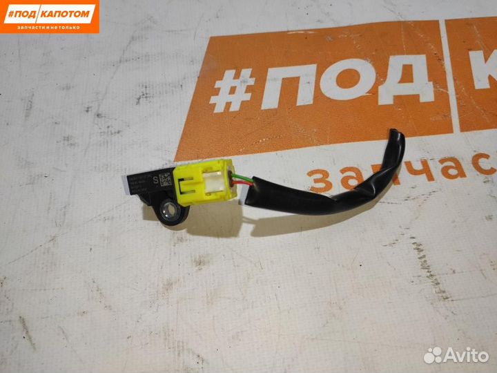 Датчик airbag Nissan Qashqai 2 2015 988303RA0A