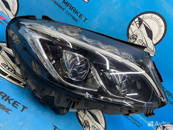 Фара ксеноновая правая Mercedes-Benz C-Class