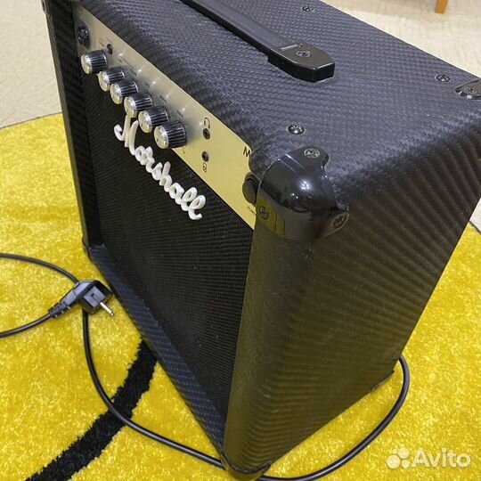 Комбоусилитель marshall mg15