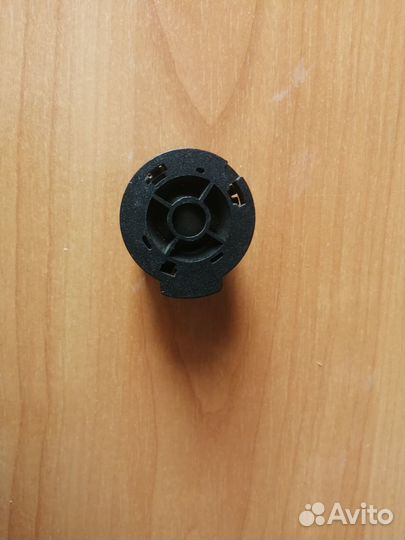 Динамик toyota avensis 250