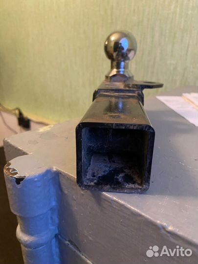 Фаркоп под квадрат 50