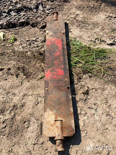 Лопата на дт 75