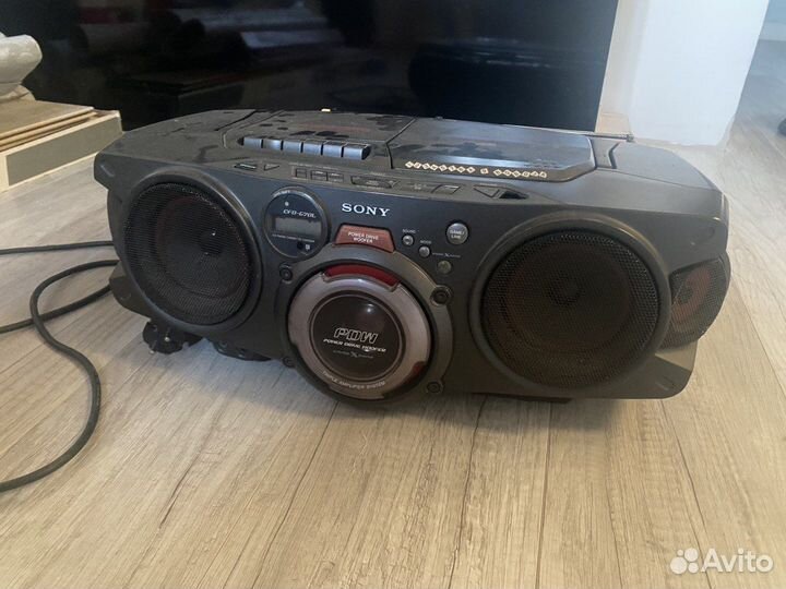 Бумбокс sony CFD-G70L