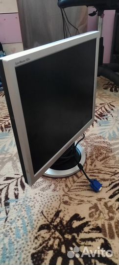 Монитор samsung