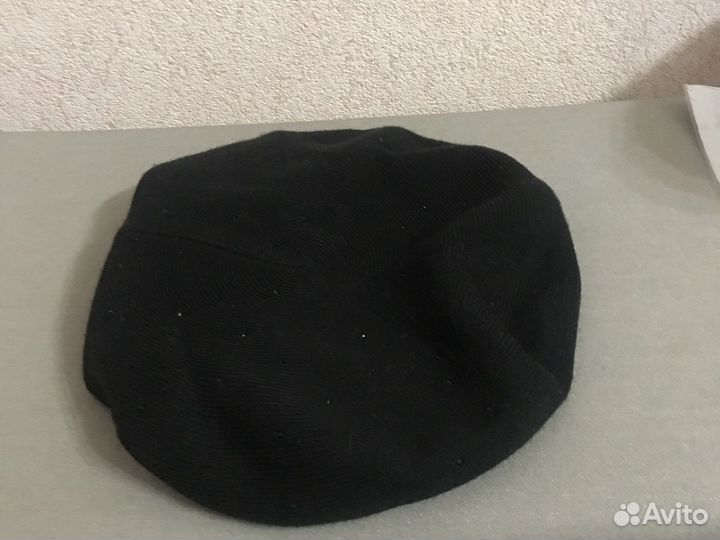 Берет женский черный