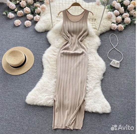 Трикотажное платье