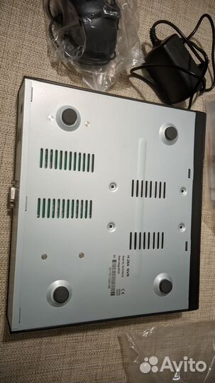 IP-Видеорегистратор Tantos TSr-NV04142