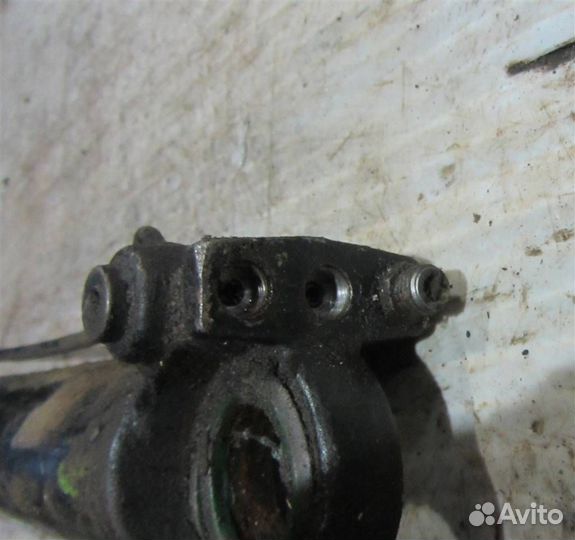 Цилиндр подъёма кабины Volvo FM