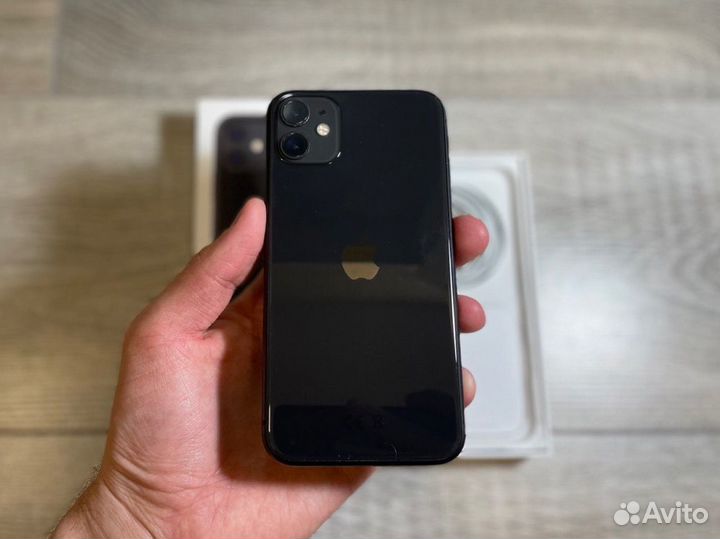 iPhone 11, 128 ГБ