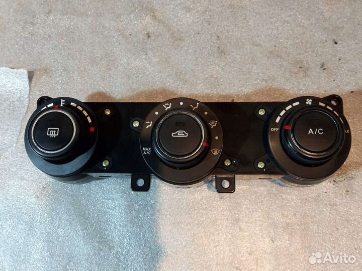 Блок управления климатом Kia Ceed 1