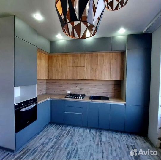 Кухня готовая новая