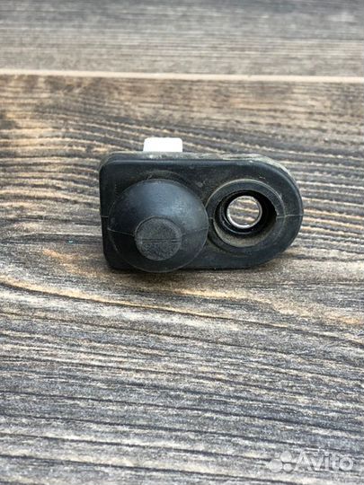 Концевик двери Kia Rio 3 1.4 2012