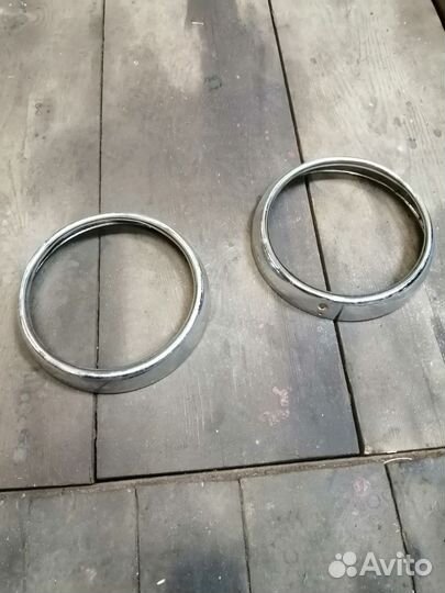 Шильдик Москвич