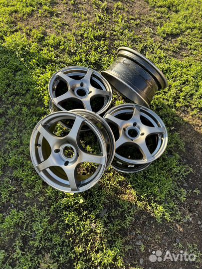 Литые диски r15 4x 114.3