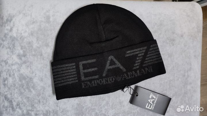 Шапка Emporio Armani Made in Italy оригинал